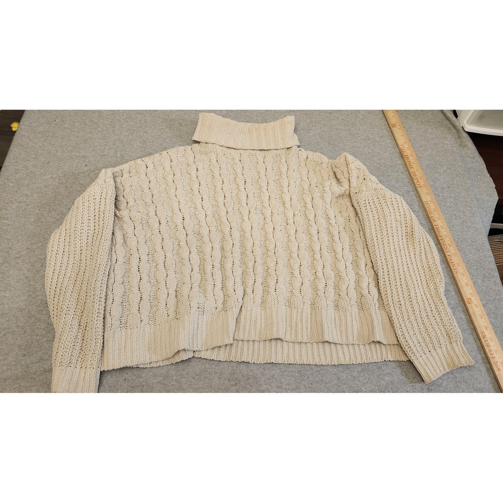 POL Sweater Womens Large Cream‎ Cable Knit Turtleneck Oversized Pullover